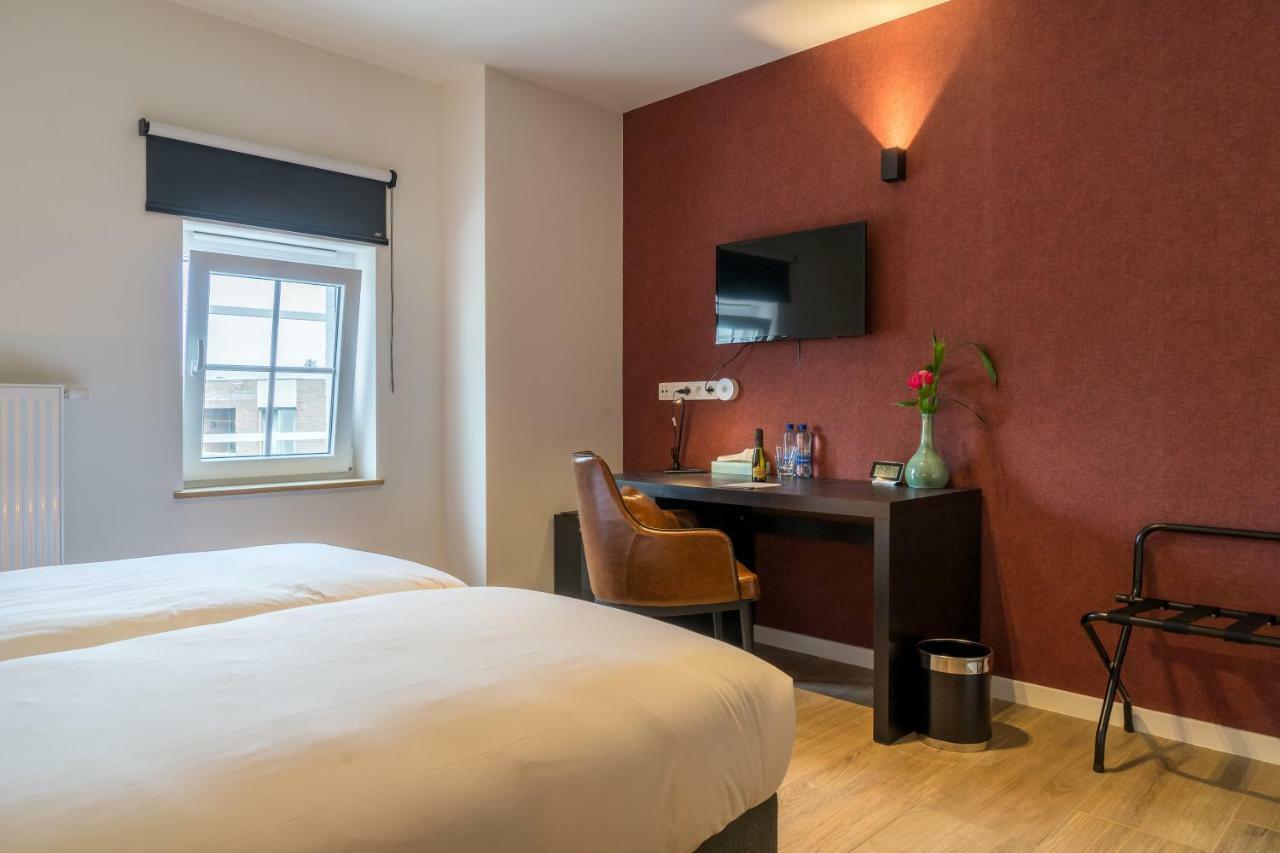 Hotel Huron مول المظهر الخارجي الصورة