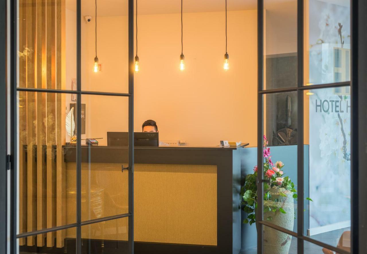 Hotel Huron مول المظهر الخارجي الصورة